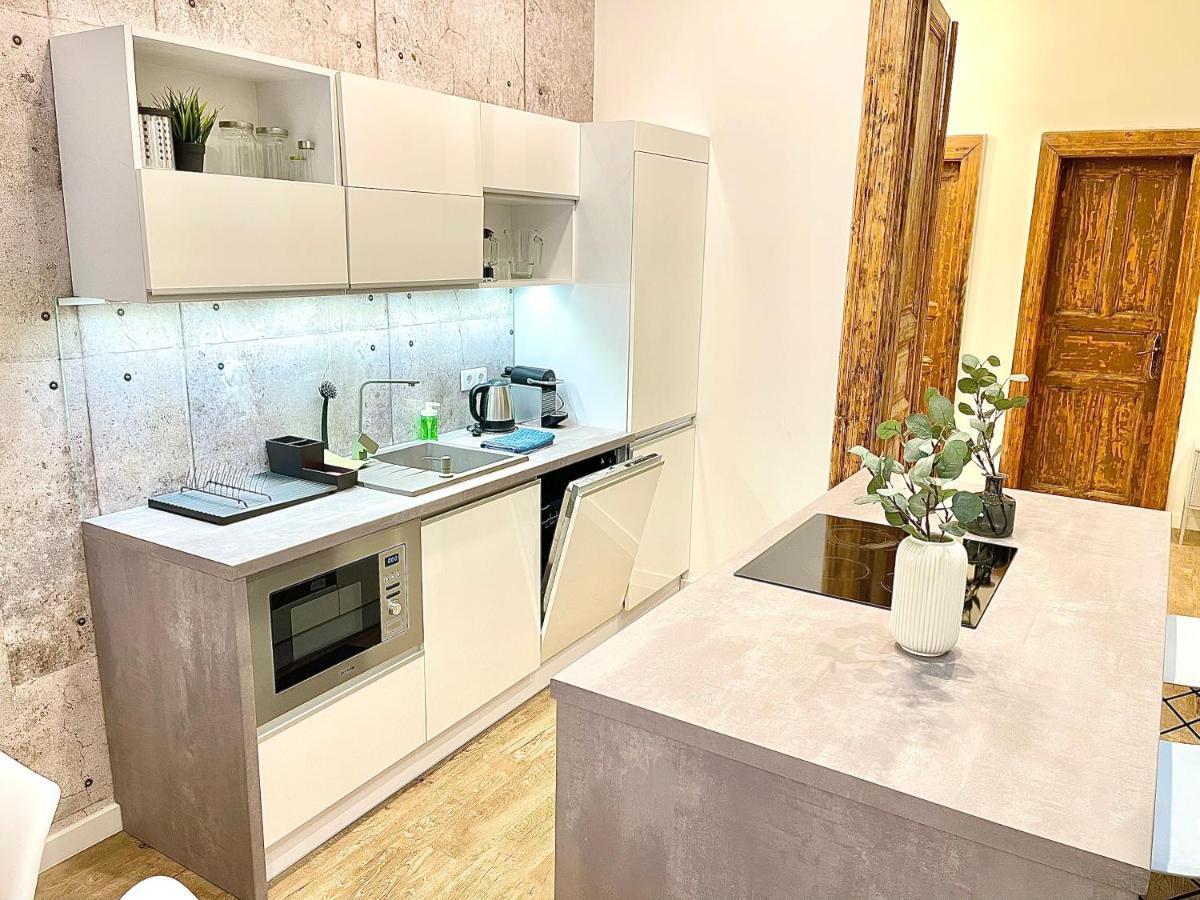Dream Design Apartment - 3 Bedrooms & Finn Sauna Βουδαπέστη Εξωτερικό φωτογραφία