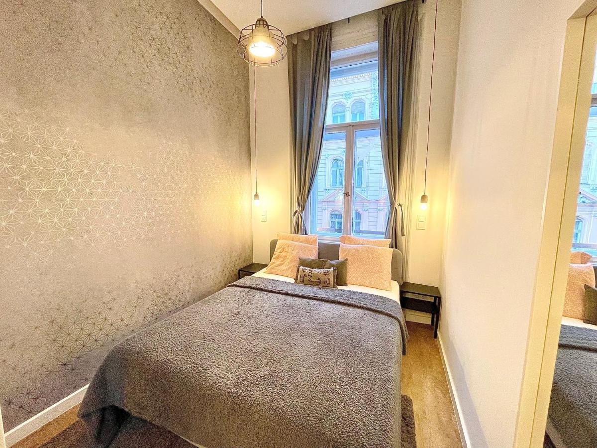 Dream Design Apartment - 3 Bedrooms & Finn Sauna Βουδαπέστη Εξωτερικό φωτογραφία